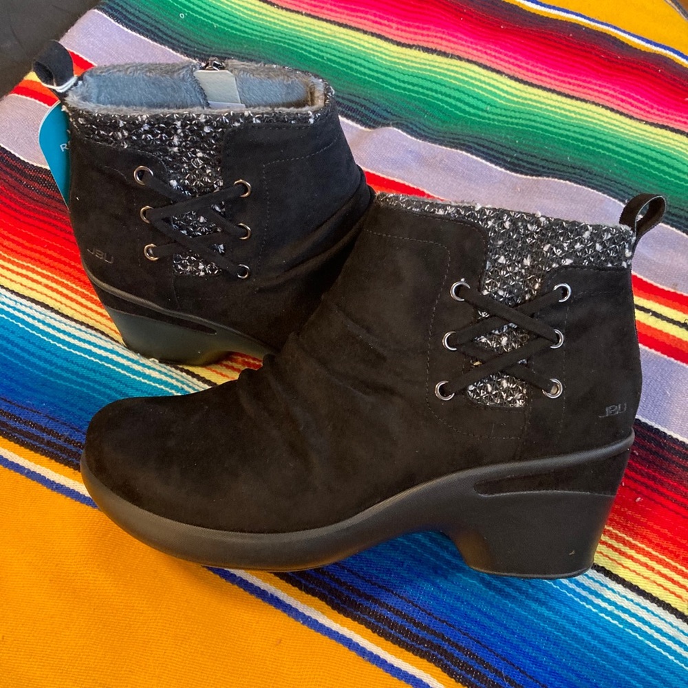 JBU by Jambi black faux fur-lined ankle boot